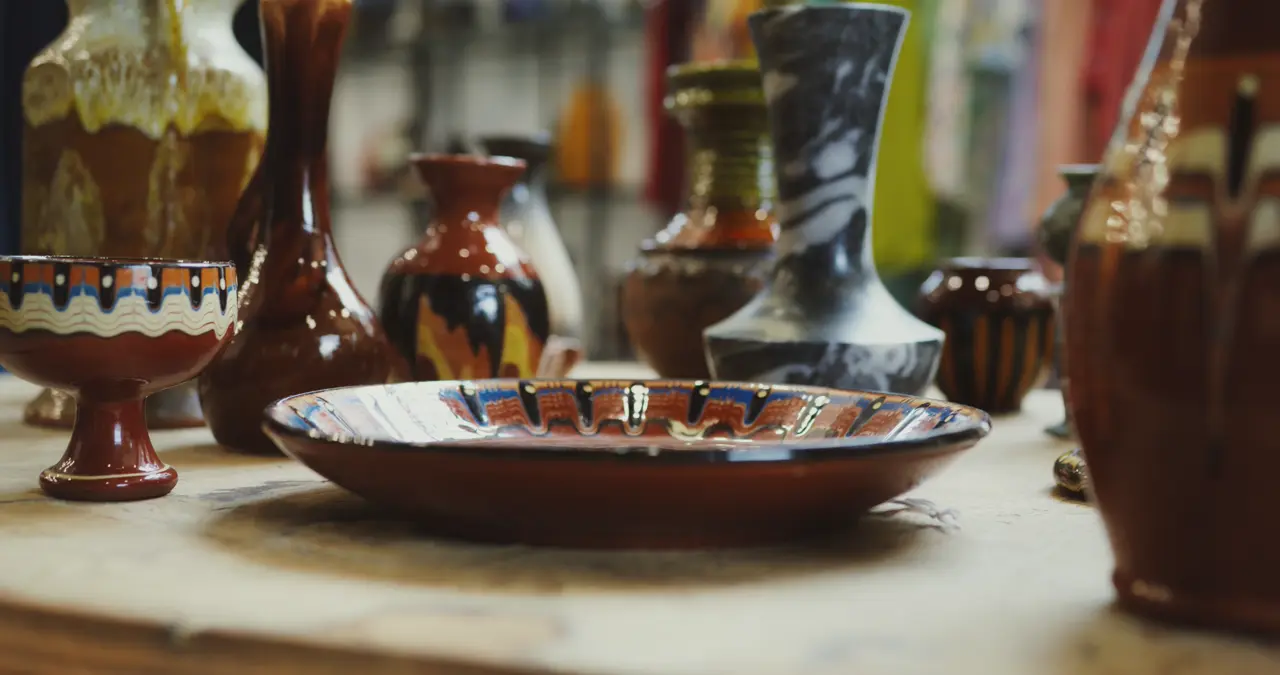 7668419-uhd_4096_2160_25fps