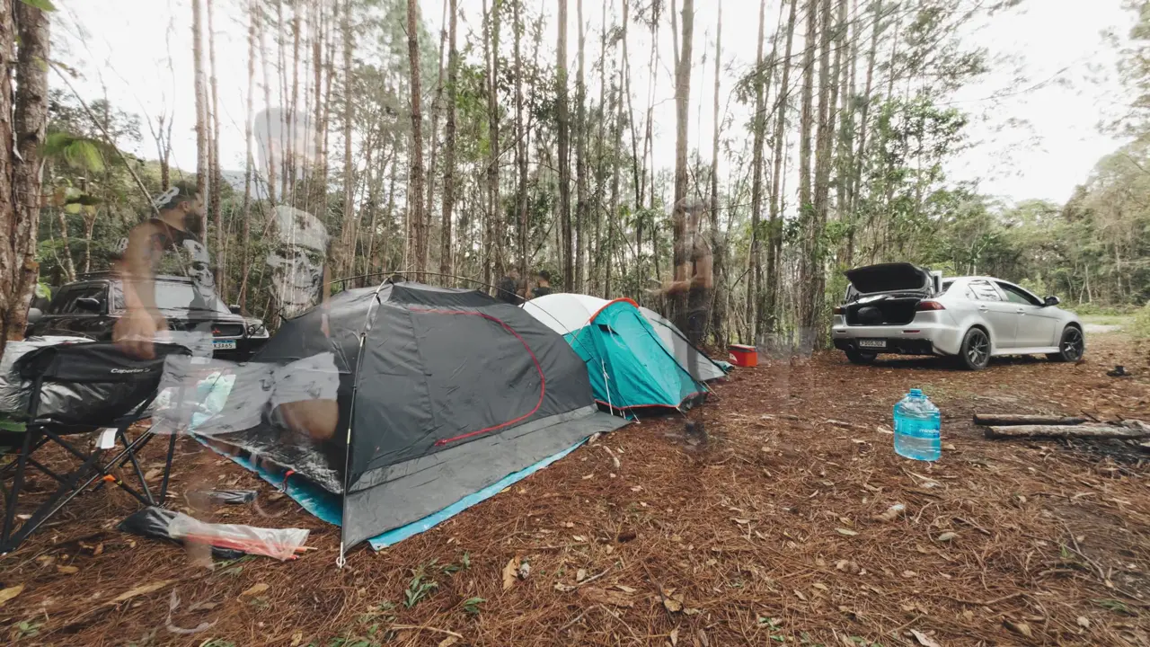 16303836-uhd_3840_2160_30fps