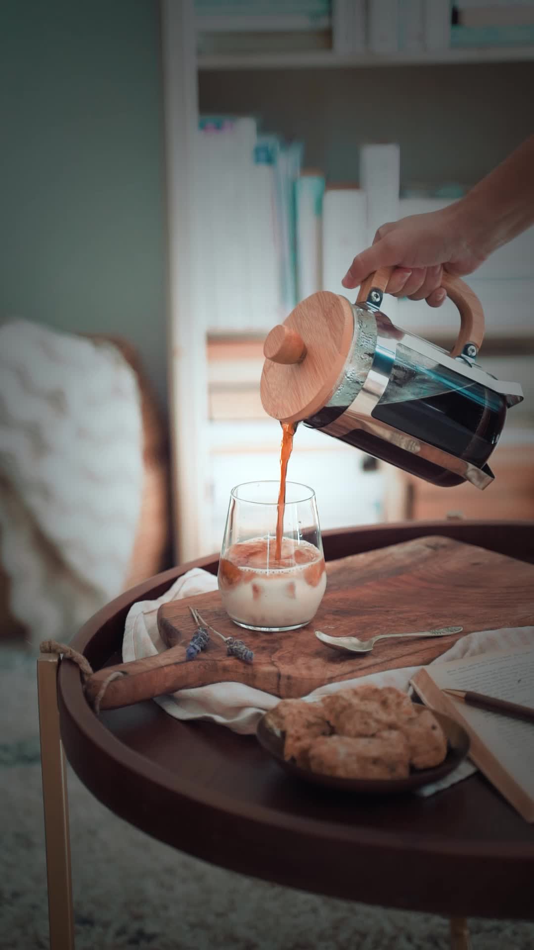 4374506-hd_1080_1920_25fps