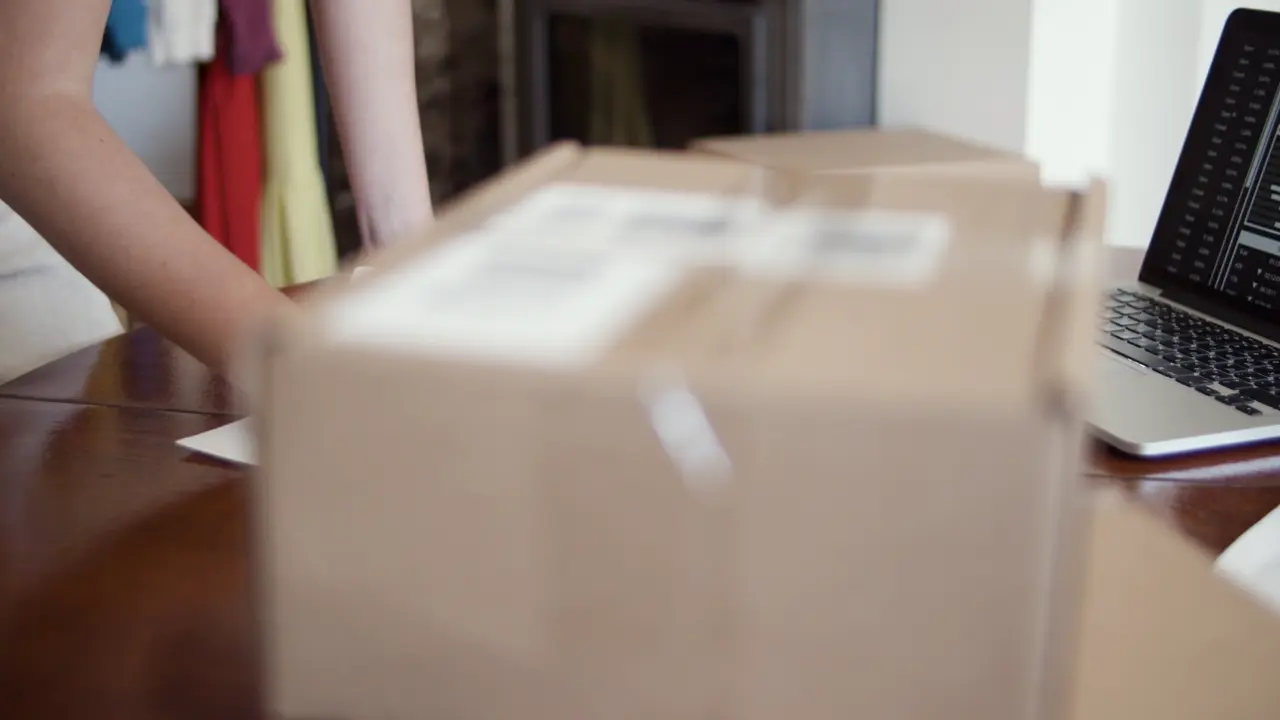 Office Team Collaboration – Reel Pop Video 2