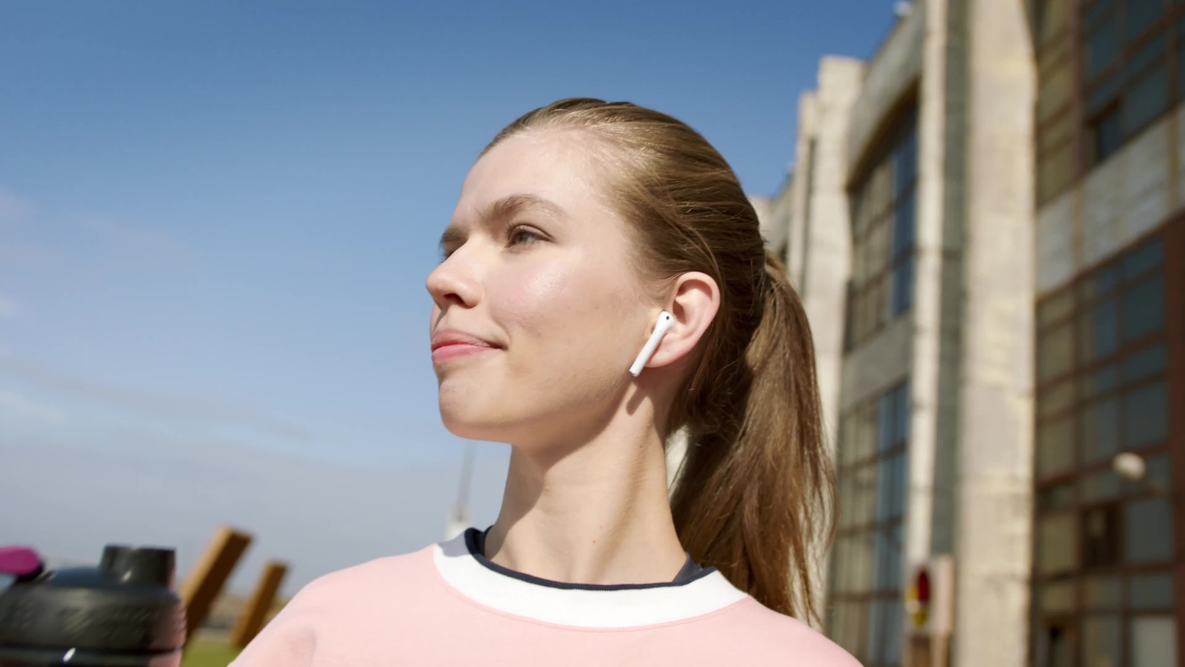 2786550-uhd_3840_2160_25fps